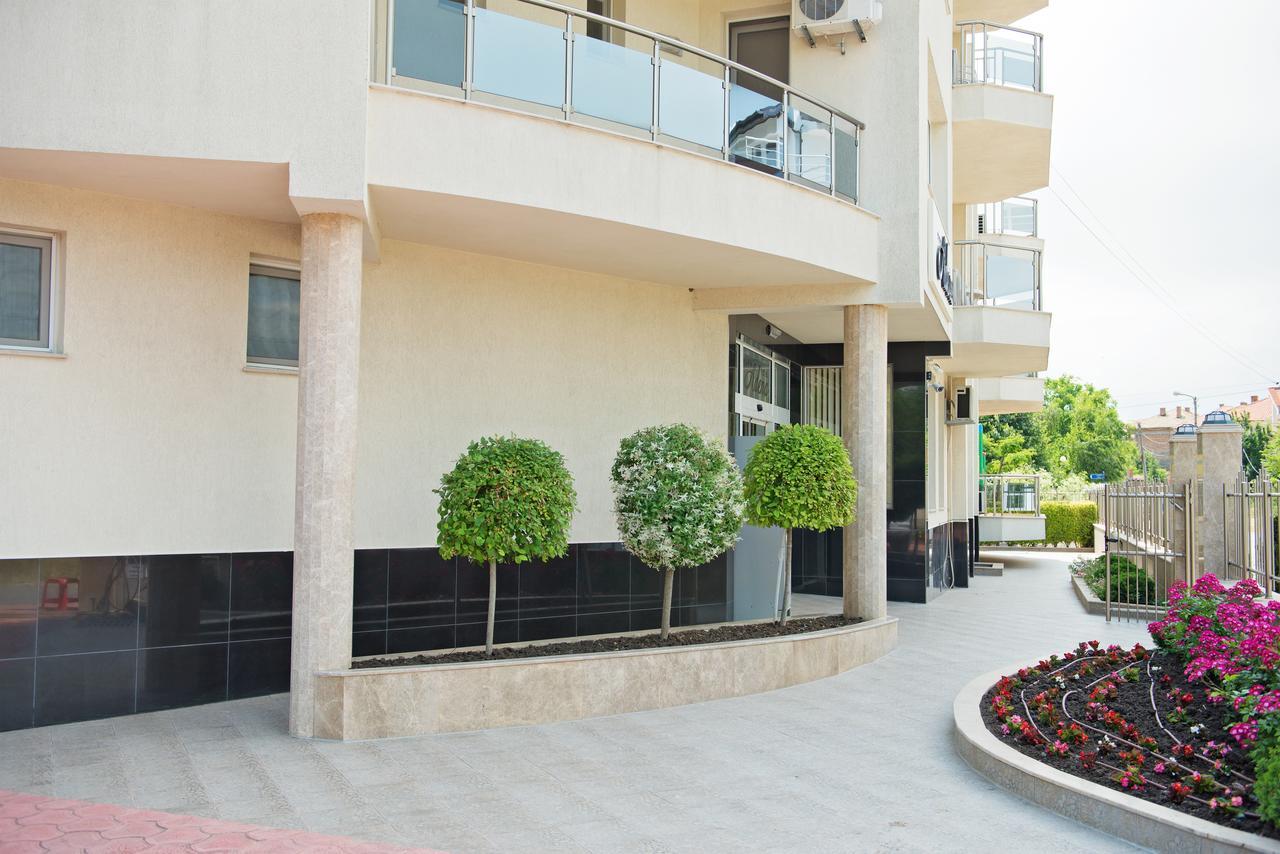 Адена Трейд Еоод Chernomorets Exterior photo